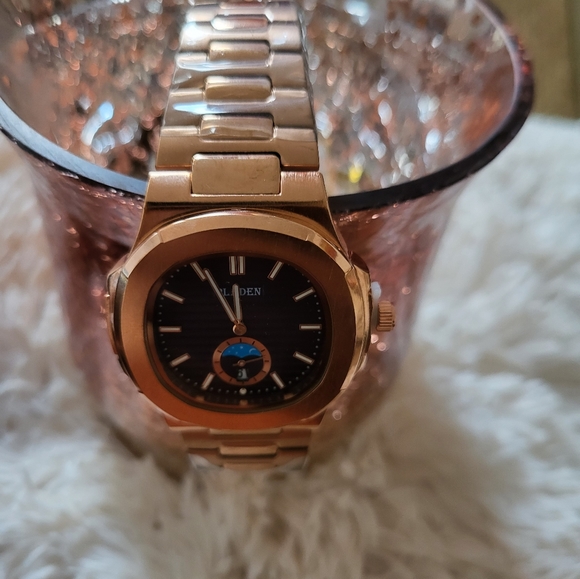 Watch - Picture 7 of 8